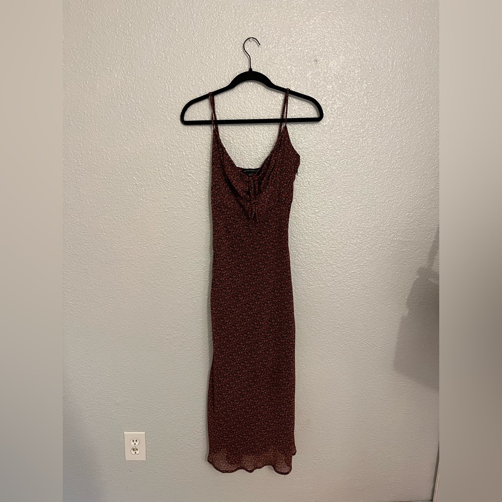 Women’s maxi floral strap dress